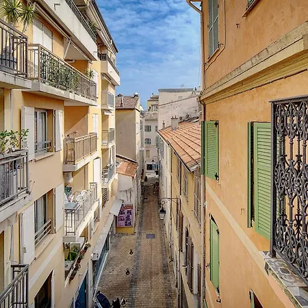 Laurier-200m Plage-4min Palais-verrière Côte D’azur *