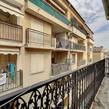Apartment Immeuble Aux Fleurs-200m Des Plages - 4 Min Palais - Verriere Cote D'azur *