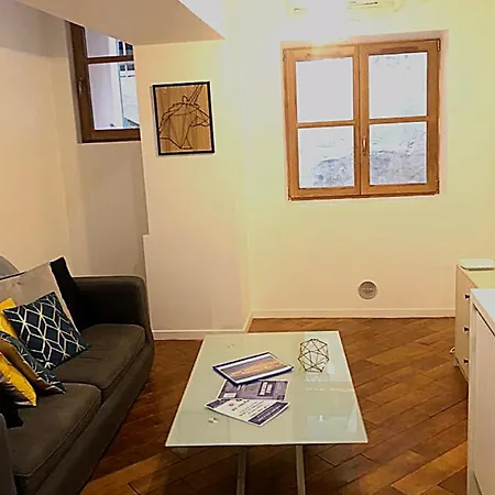 Apartment Immeuble Aux Fleurs-200m Des Plages - 4 Min Palais - Verriere Cote D'azur Cannes